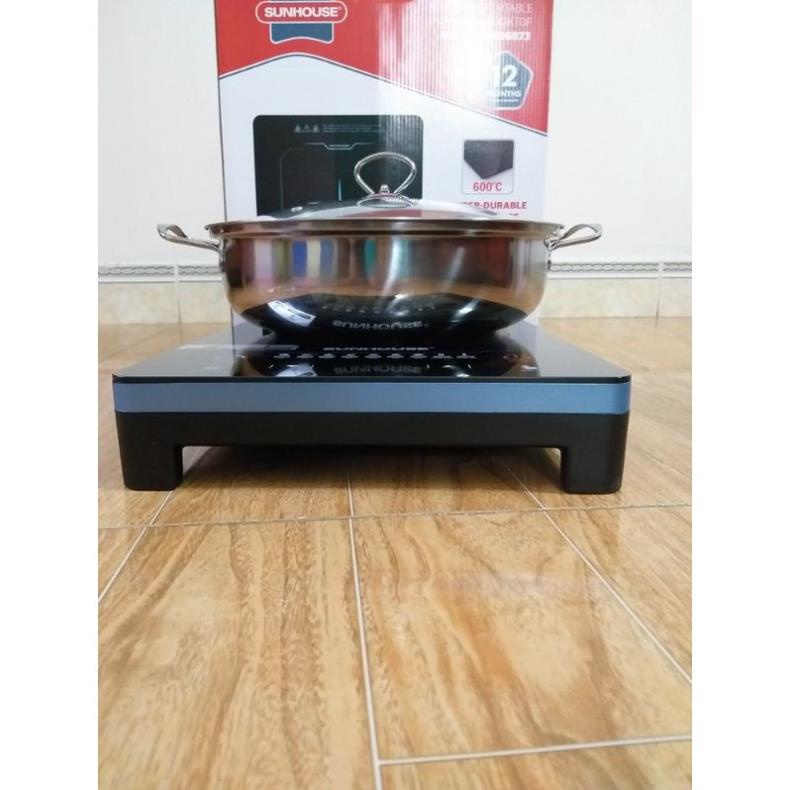 BẾP TỪ SUNHOUSE CAO CẤP SHD6863 2200w tặng kèm nồi lẩu_ hàng chính hãng (lỗi 1 đổi 1)