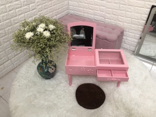 Bàn trang điểm mini