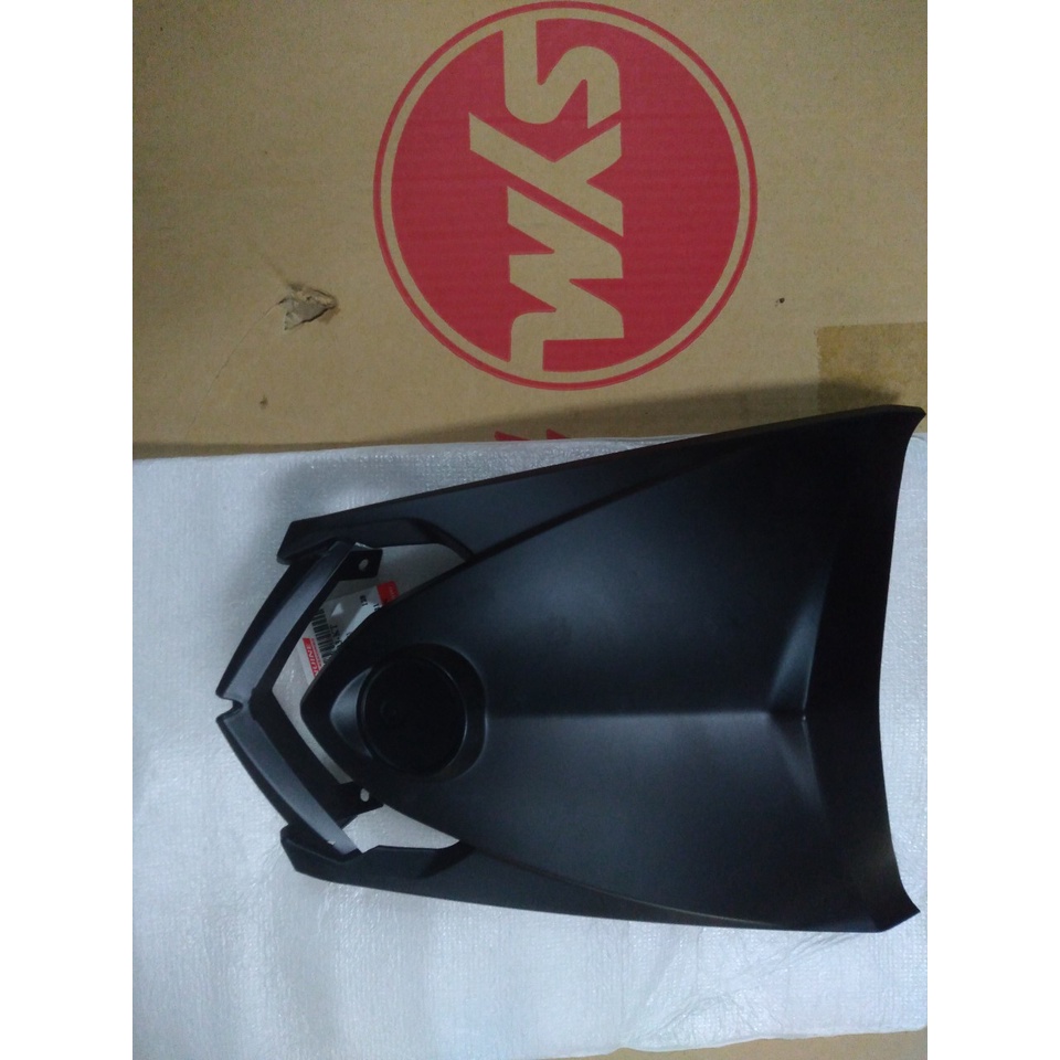 Mặt nạ xe Elegant 50cc  đời xi nhan trên bửng