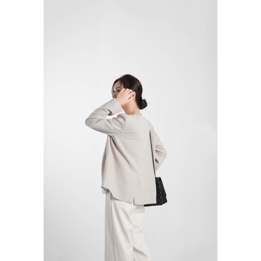 Nimi - Áo khoác cổ V Mono Jacket