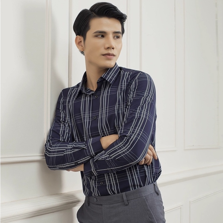 Áo sơ mi công sở nam dài tay Aristino màu tím than caro trắng dáng slim fit ôm không túi vải sợi sồi ALS20509