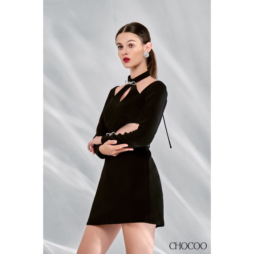 Đầm dài tay CHOCOO Safira Midi Dress thiết kế hở eo và lưng vải mịn dày màu đen