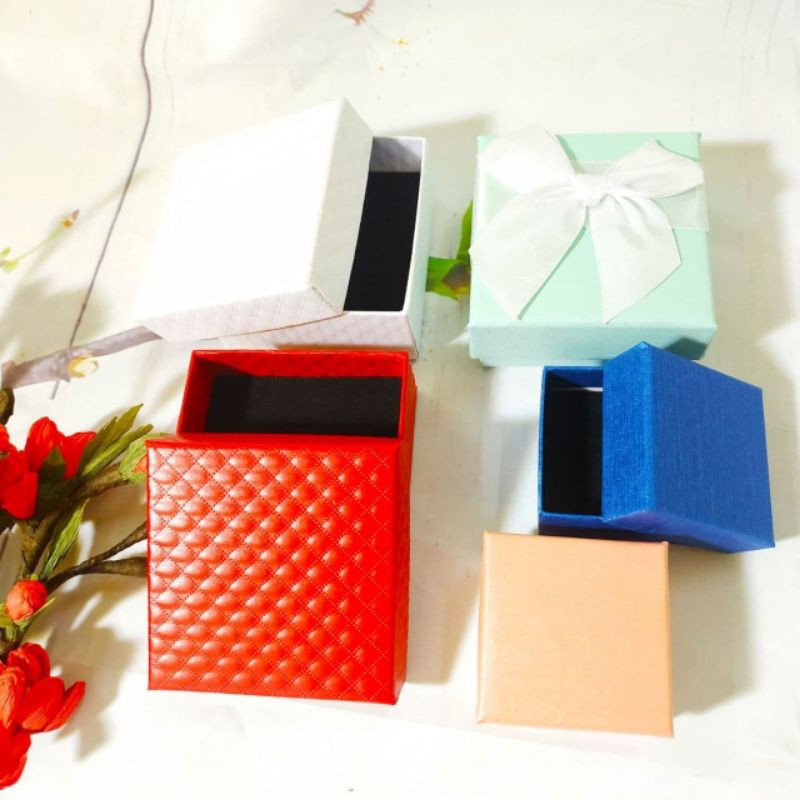 Hộp đựng trang sức nơ xinh màu xanh ngọc H011003