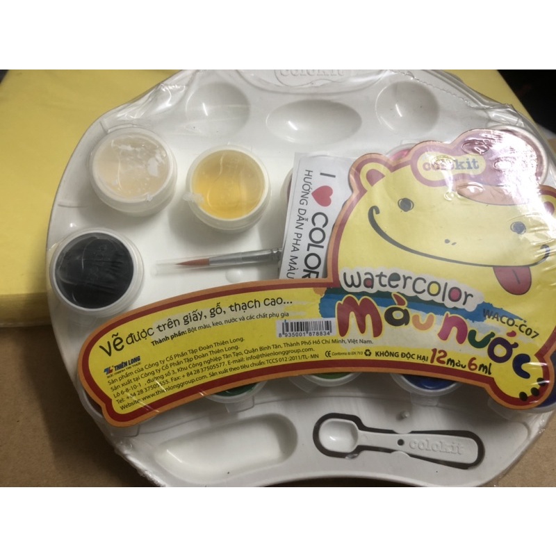 Màu vẽ nước 12 màu ,8 màu