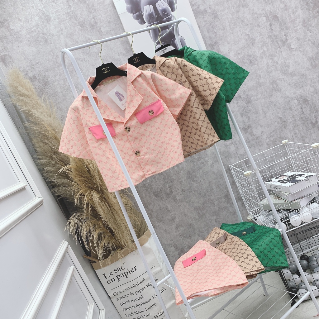 Set croptop kaki chân váy ngắn chữ a họa tiết chữ cao cấp