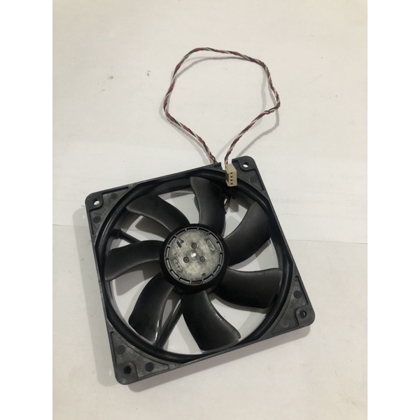 Fan 12cm dày 25mm 0.86A jack 4pin chạy tốt