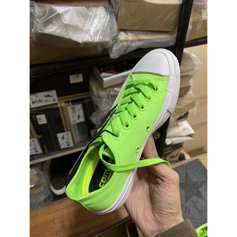 Giày vải xanh neon - chuck2- hàng outlet size 37