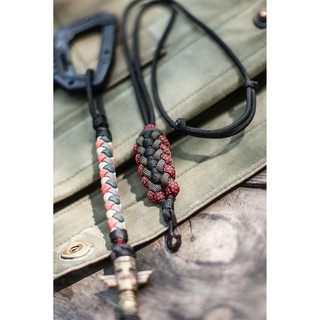 Móc paracord đan vòng tay sinh tồn