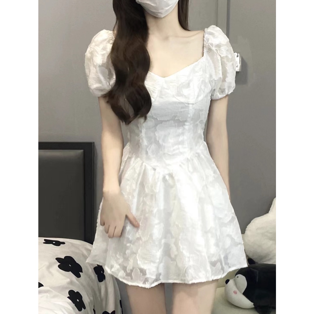 QKOOLE  Đầm Tay Phồng Cổ Vuông Thời Trang Hàn Quốc Cho Nữ