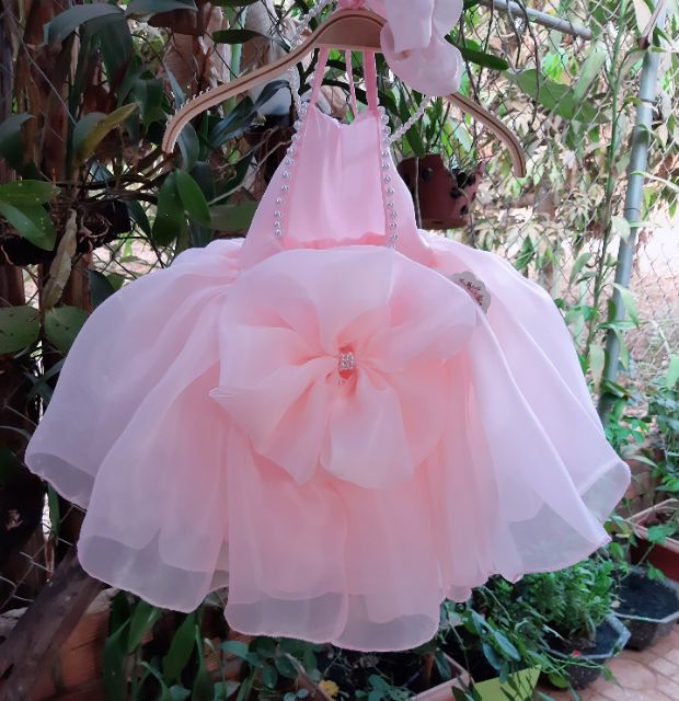 Váy công chúa cho bé