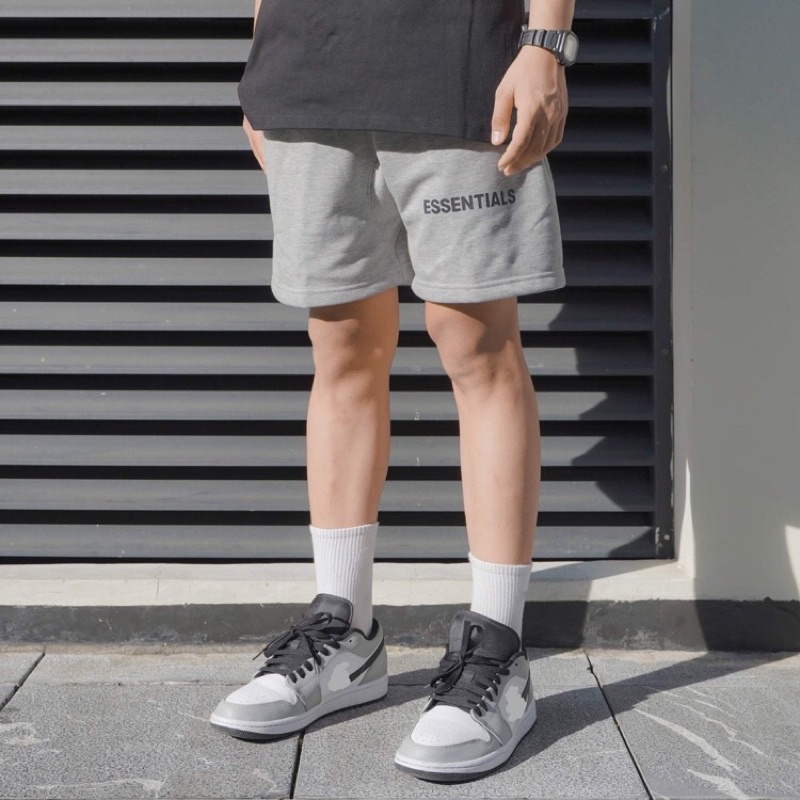 Quần short nỉ Essentials Fear Of God FOG nam nữ 5 màu đen, trắng, xám, hồng, be