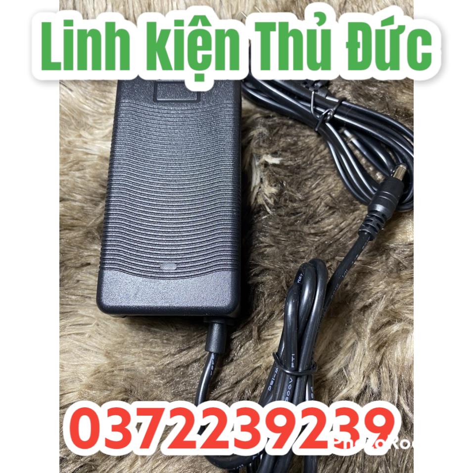 Lktd BN. Sạc 4S 16.8 3A có quạt tản nhiệt và đèn báo đầy, chuyên sạc pin Li-ion.