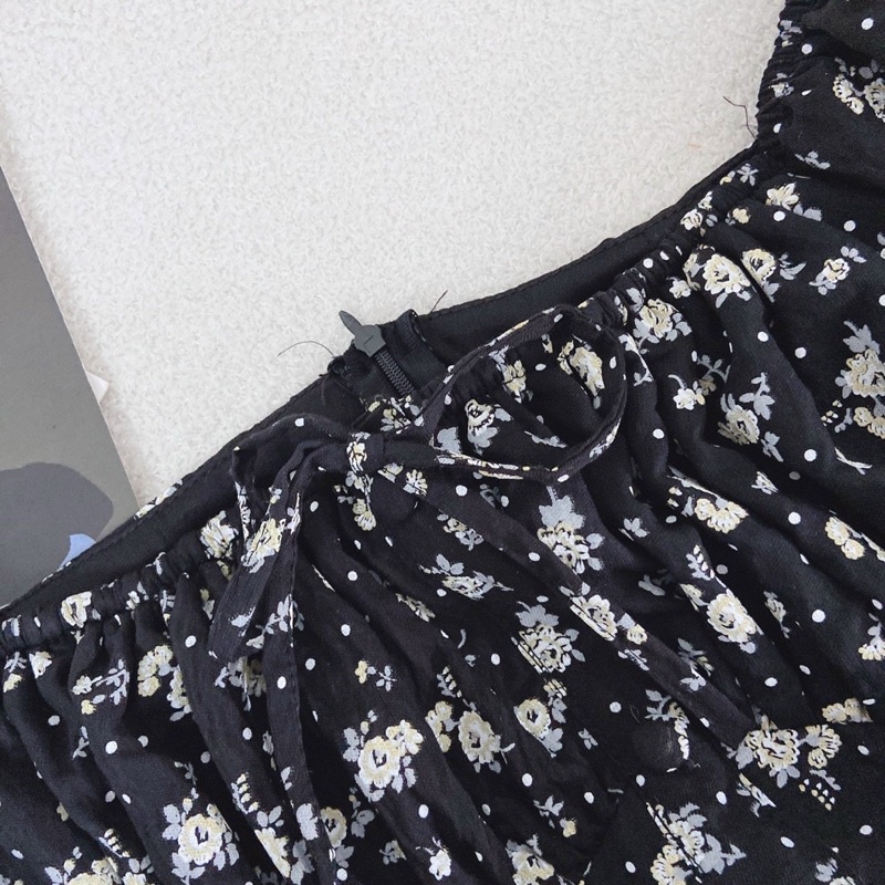 🦋Đầm MiDi Đen Hoa Cổ Vuông Xẻ Đùi🦋