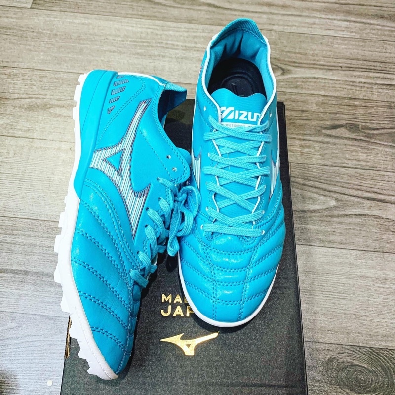 Giày đá bóng Mizuno Neo III TF sân nhân tạo