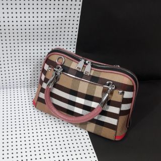[MẪU HOT] TÚI DỰ TIỆC BURBERRY
