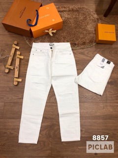 Quần baggy trắng rách