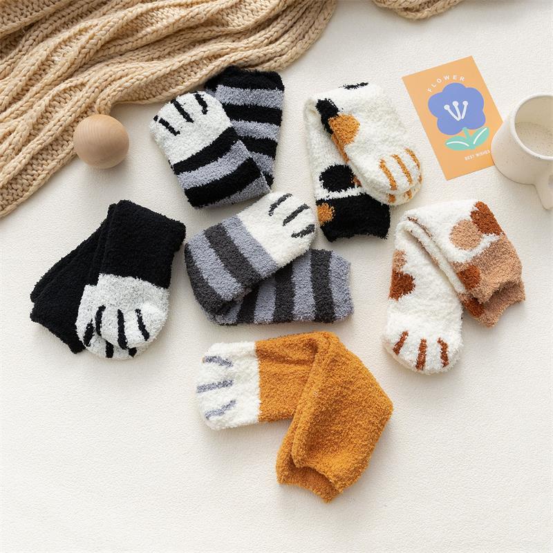 Tất Vớ Len Bông Lông Cừu Hình Bàn Chân Mèo Dày Dặn Siêu Giữ Ấm Mùa Đông Cute