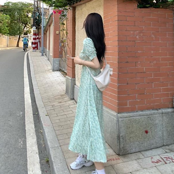 Đầm Hoa Tay Phồng Cổ Chữ V Thiết Kế Mới Xinh Xắn Thời Trang Dành Cho Nữ
