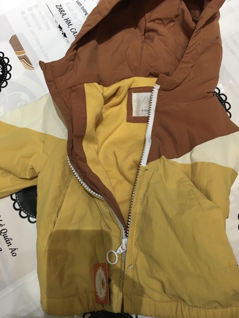 Áo khoác nhẹ bé trai màu vàng nâu Za.ra