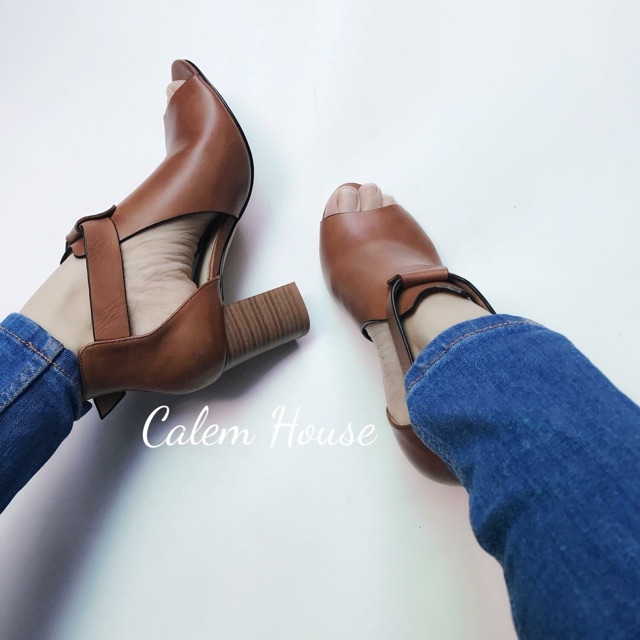 Giày boots cut out PRIVE