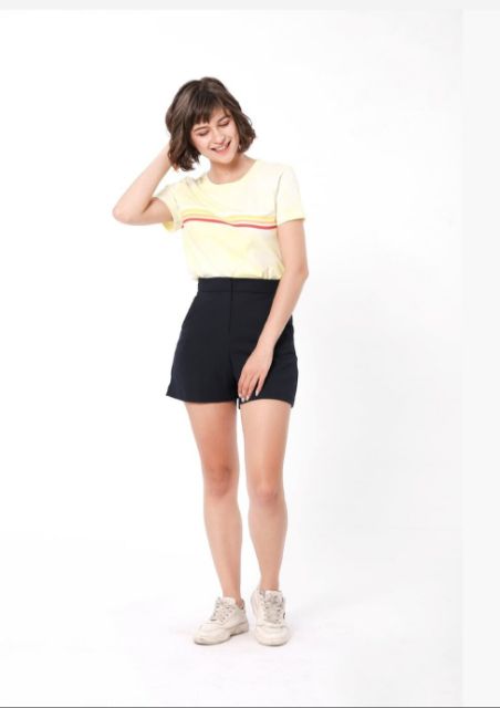 Quần short vải ống rộng