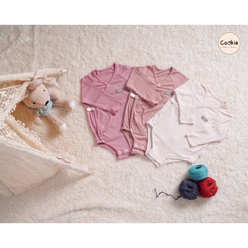 Body dài tay vạt chéo