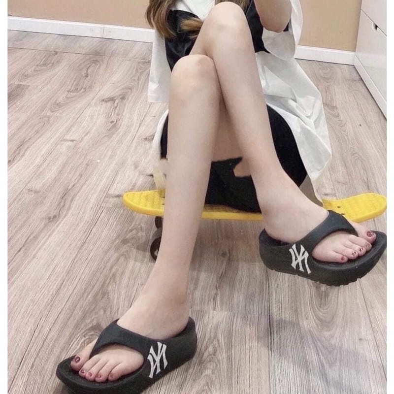 [CHÍNH HÃNG] DÉP MLB KOREA CHUNKY SLIDER FLIP-FLOP NEW YORK YANKEES BLACK  - DÉP XỎ NGÓN CAO SU - FULLBOX CÓ HIDDEN TAG