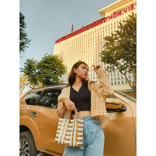 Giỏ xách đan form vuông hiện đại