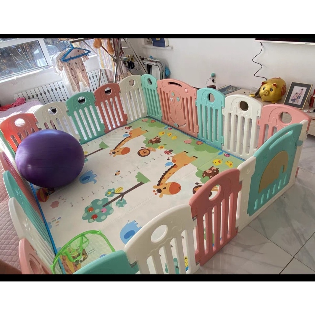 Quây Cũi Nhựa Nguyên Sinh Không Mùi - Tặng Kèm Bóng Và Thảm