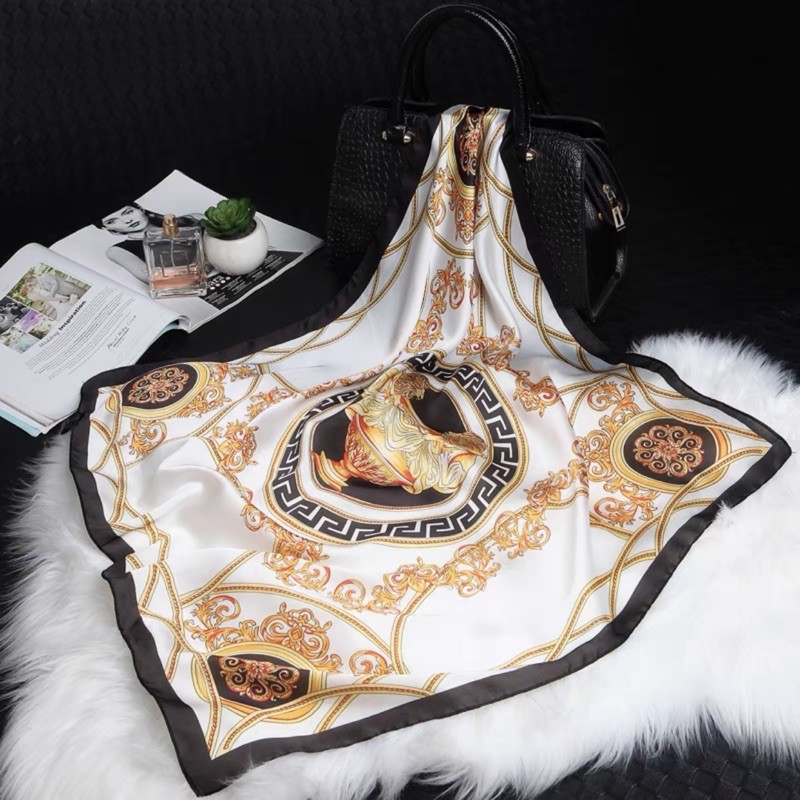 Khăn lụa mềm 70x70.