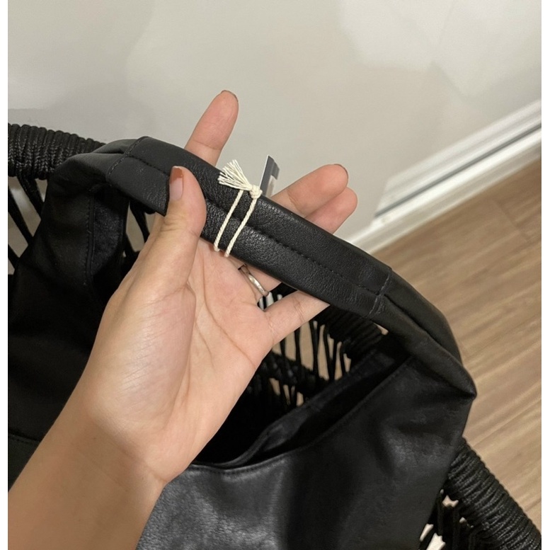 TNS-Túi tote quai liền da mềm Univerzal tote bag-màu đen