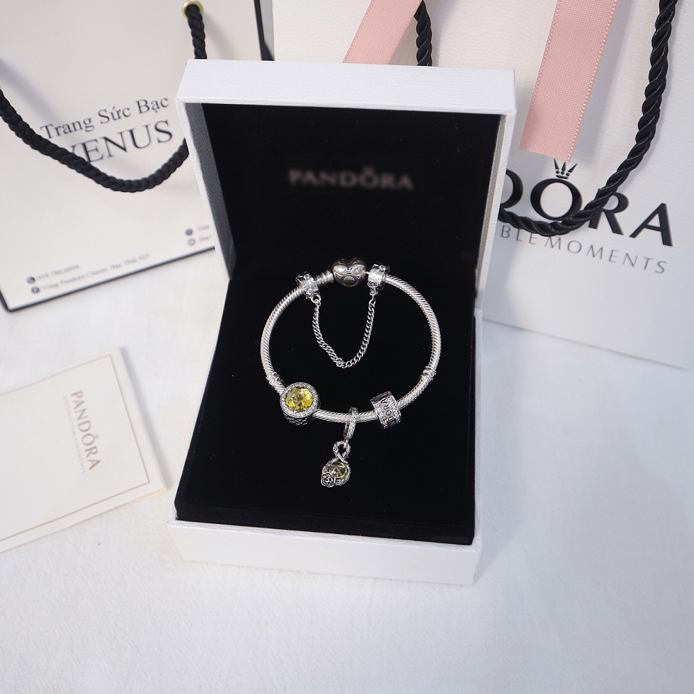 Vòng charm màu vàng mệnh Thổ- Bạc 925 cao cấp- VENUS004