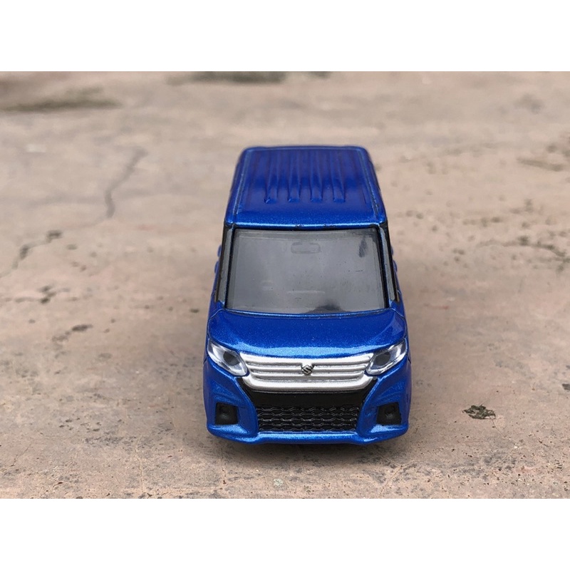 Mô hình xem Tomica Suzuki Solio 1:64  trắng