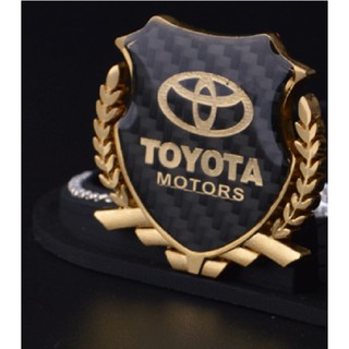 Cặp logo bông lúa TOYOTA.