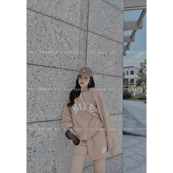 Set bộ thể thao màu nude
