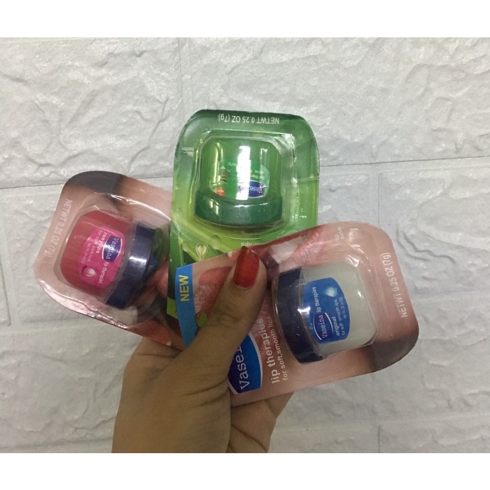 Son Dưỡng Môi Vaseline Siêu dưỡng ẩm tuyệt vời 7g