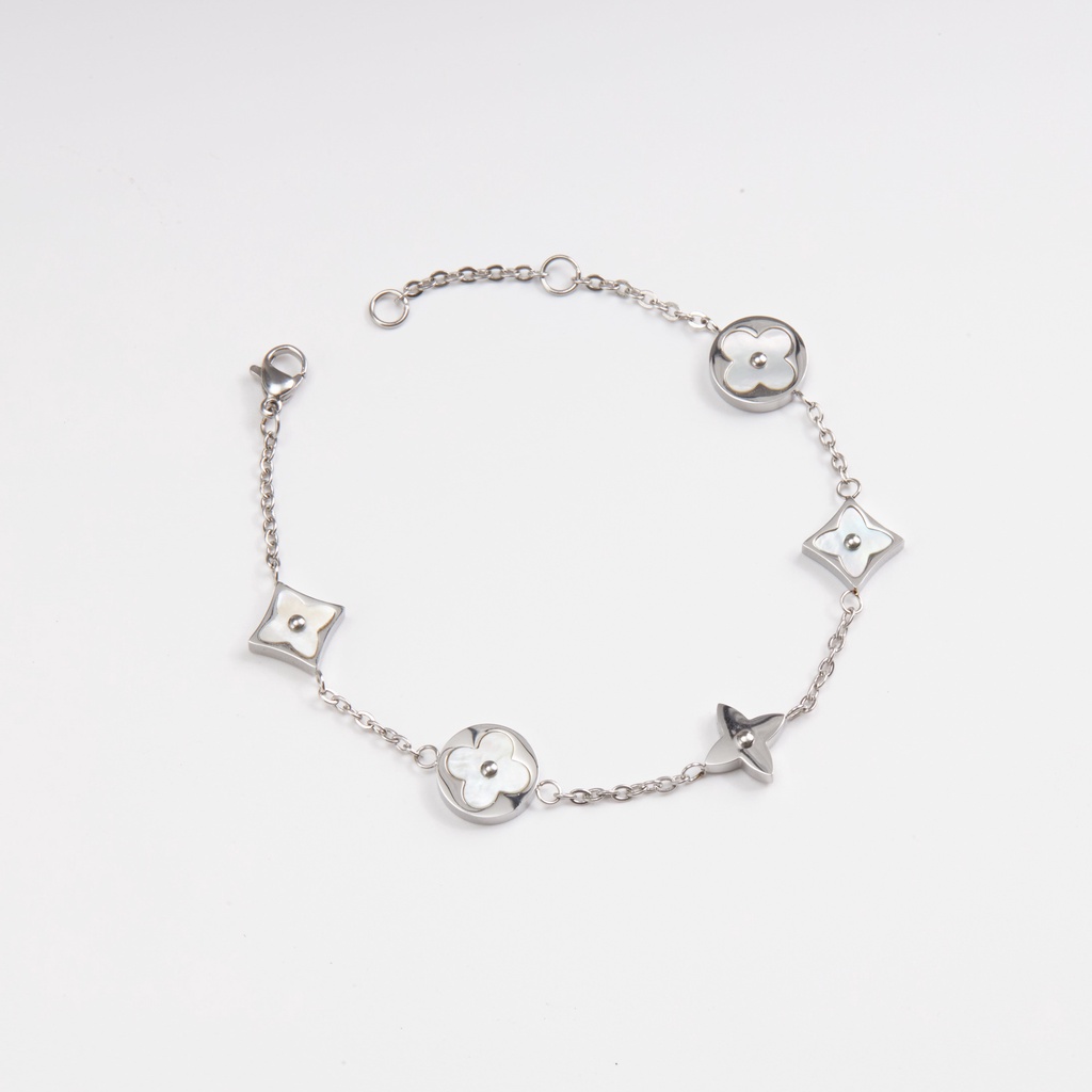 Vòng tay nữ CDE Four Leaf Flower Bracelet Silver CDE2020SV