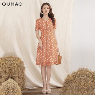 Đầm cổ V đính nút GUMAC DA10131