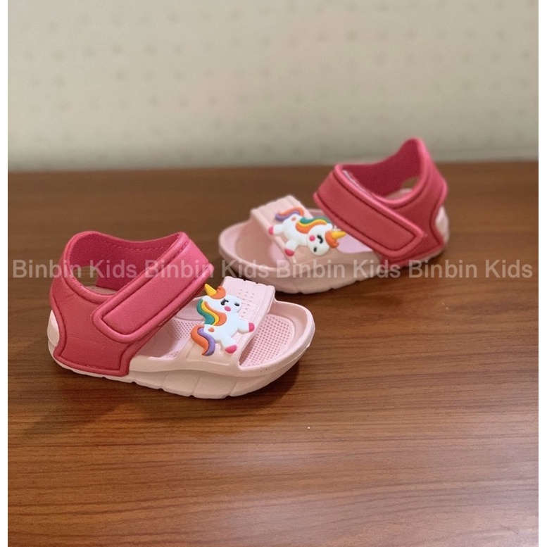 Sandal siêu nhẹ cho bé gái từ 6tháng đến 2tuổi đi siêu nhẹ, siêu mềm, siêu êm mẫu mới nhất 2022