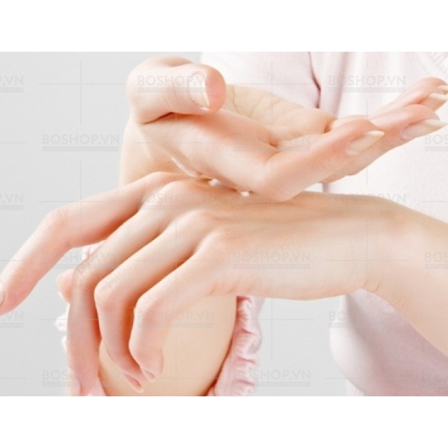 Kem dưỡng da tay Hatomugi Hand Cream 65g Nhật Bản