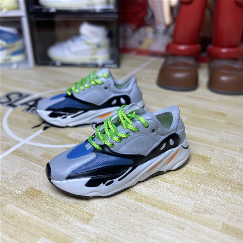 Móc Khoá Giày Sneaker 3D Yezzy 350 Tỉ lệ 1:6 Mô Hình Giày Sneaker Mini