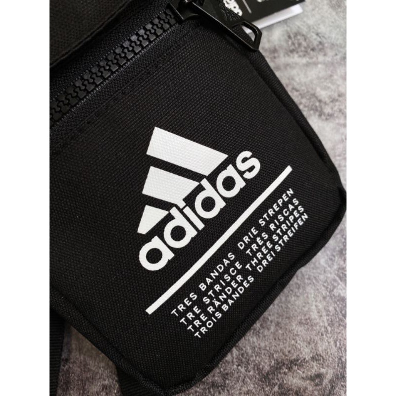 Túi đeo chéo mini adidas nam nữ