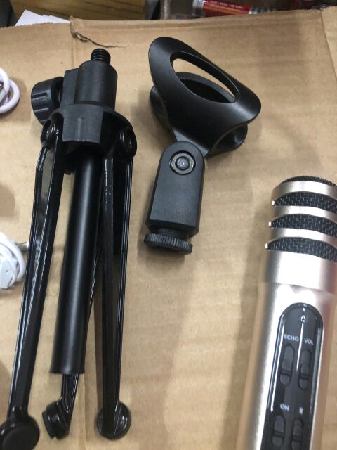 [Combo] Bộ hát karaoke, live tream trên điện thoại C7 và bệ đỡ