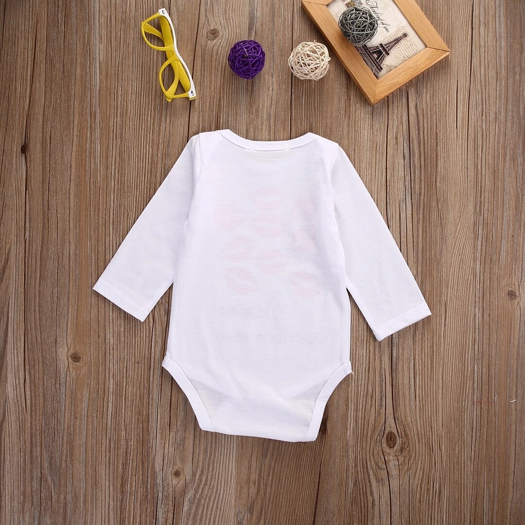 Bộ Áo Liền Quần Cotton Tay Dài In Hình Đôi Môi Dễ Thương Cho Bé Sơ Sinh