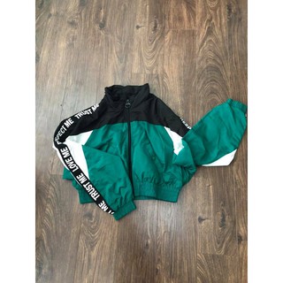 Áo khoác nữ Bershka