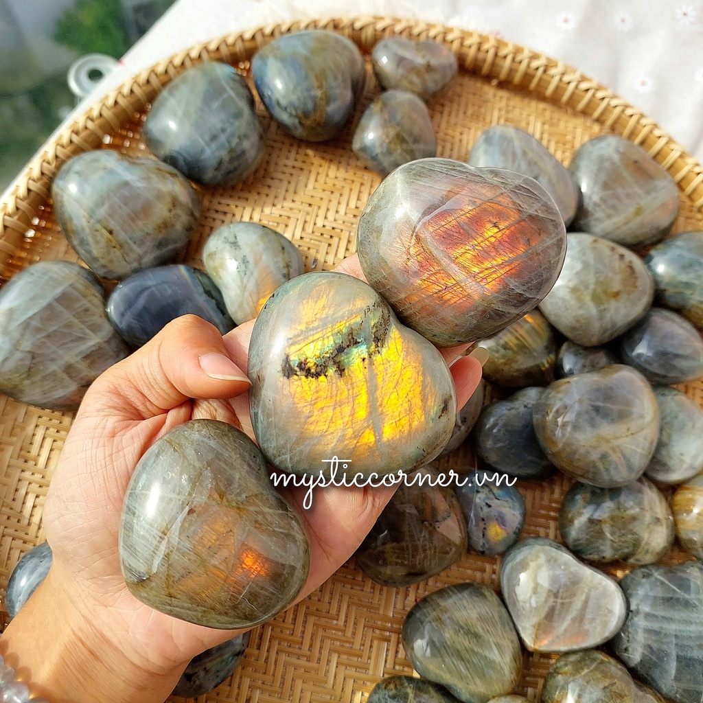 Tim đá Labradorite  đá thanh tẩy Tarot, Reiki, đá thach anh phong thủy
