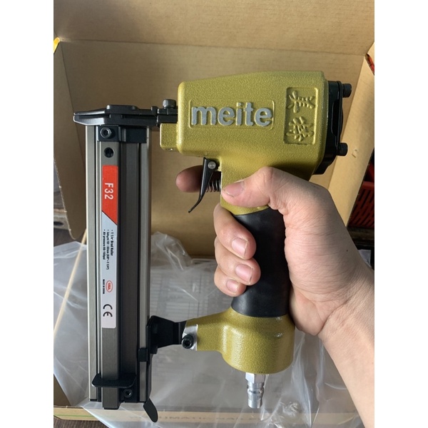Súng bắn đinh F30 Meite