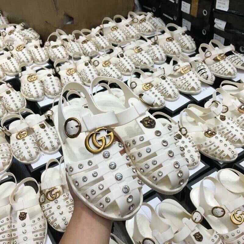 Sandal rọ nhựa G c fullbox