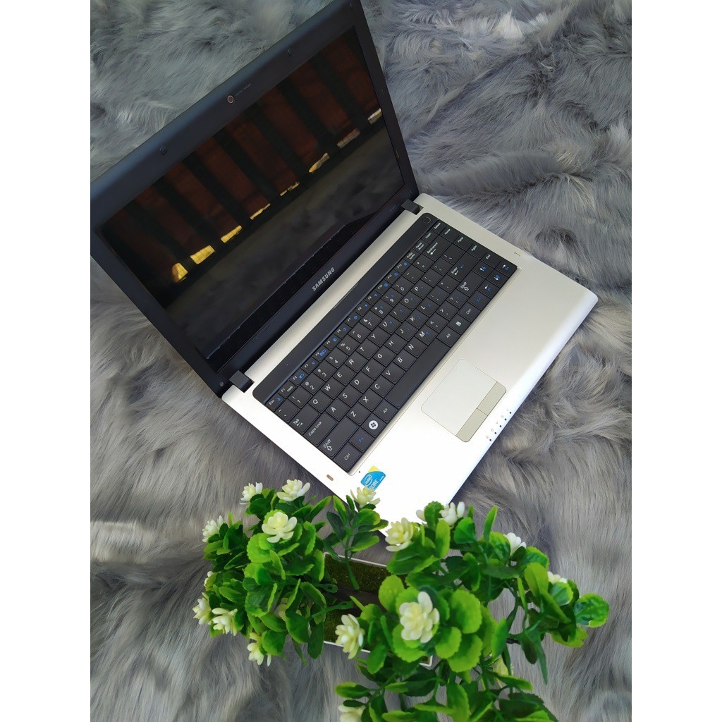 ☢ↂLaptop Văn Phòng, Học Tập CPU Core 2 Duo, Ram 3gb, Màn hình 14 - 15.6in | Zin Các Hãng