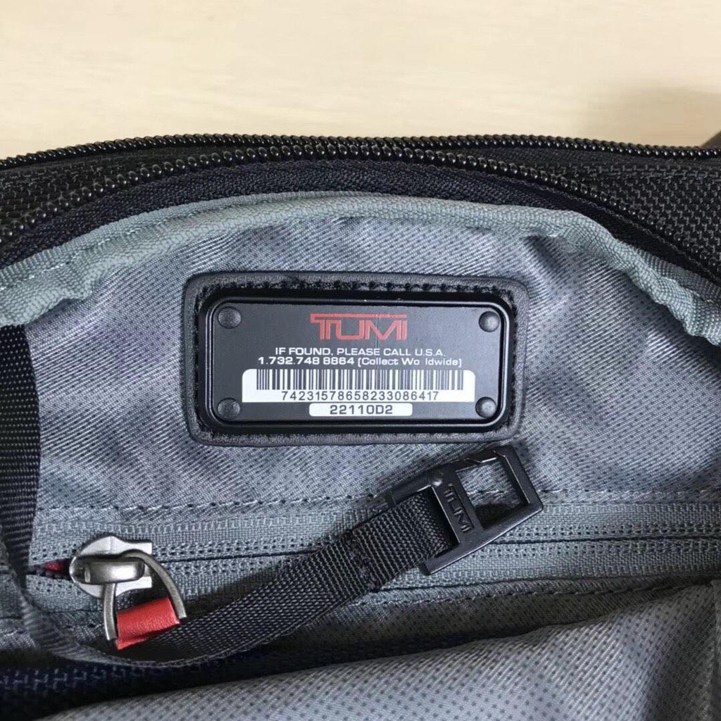 Túi Đeo Vai Nam Tumi ALPHA 2 Series 22110D2 Màu Đen